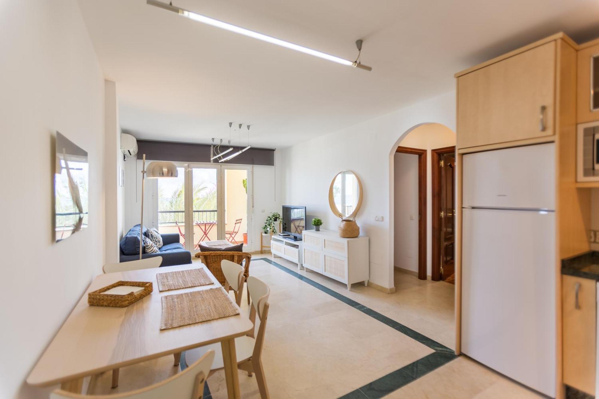 Bonito Apartamento En Primera Linea De Playa Estepona Dış mekan fotoğraf